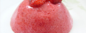 Flan/mousse à la fraise